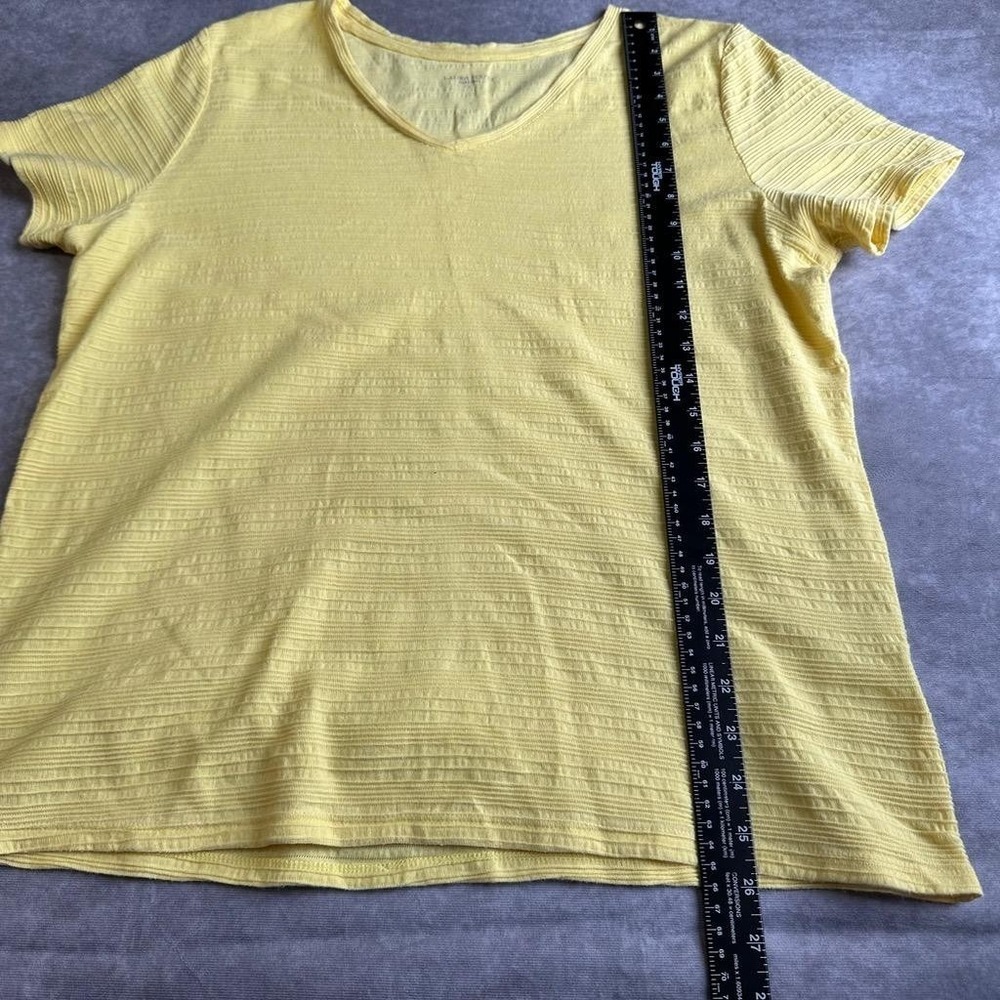 Laura Scott Top Womens Large Yellow Ribbed Knit Short Sleeve V-Neck Tee - Picture 4 of 8